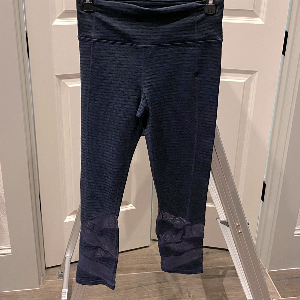 Athleta texture cropped leggings with mesh detail